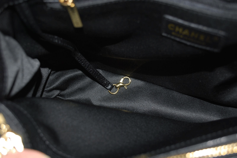 Chanel 2011 GST Caviar Leather Handbag 36092 Black