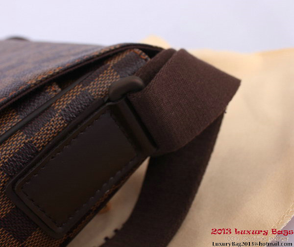 Louis Vuitton Damier Ebene Canvas District MM Messenger Bags N41212 Louis Vuitton Damier Ebene Canvas District MM Messenger Bags N41212