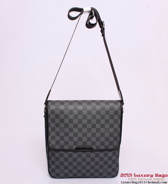 Louis Vuitton Damier Graphite Canvas Messenger Bag N56715 Louis Vuitton Damier Graphite Canvas Messenger Bag N56715