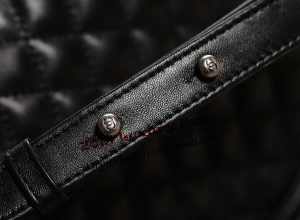 Chanel Boy Flap Shoulder Bag in Original Leather A67087 Black Chanel Boy Flap Shoulder Bag in Original Leather A67087 Black