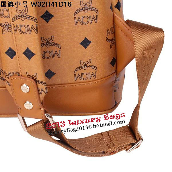 MCM Medium Flag of UK Backpack MC5173 Wheat MCM Medium Flag of UK Backpack MC5173 Wheat