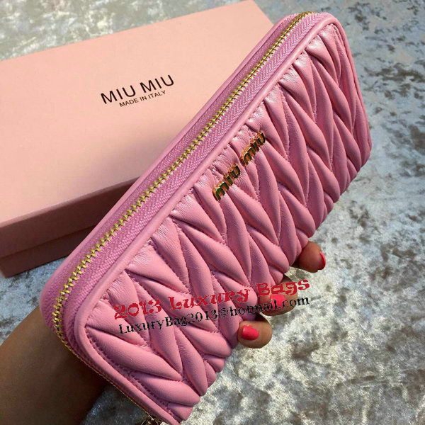 miu miu Matelasse Nappa Leather Wallet MM30150 Pink miu miu Matelasse Nappa Leather Wallet MM30150 Pink