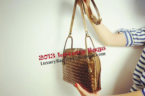 Bottega Veneta Bicolors Intrecciato Nappa Cross Body Bag BV9610 Bottega Veneta Bicolors Intrecciato Nappa Cross Body Bag BV9610