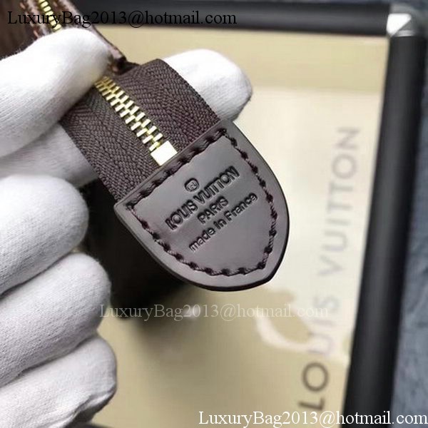 Louis Vuitton Damier Ebene Canvas TOILETRY POUCH 26 N47542 Louis Vuitton Damier Ebene Canvas TOILETRY POUCH 26 N47542