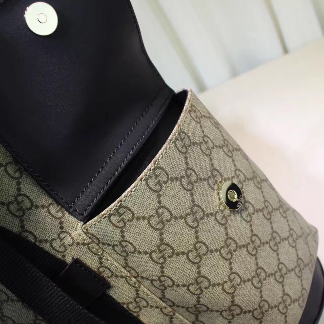 Gucci GG Canvas Backpack 17047 Gucci GG Canvas Backpack 17047