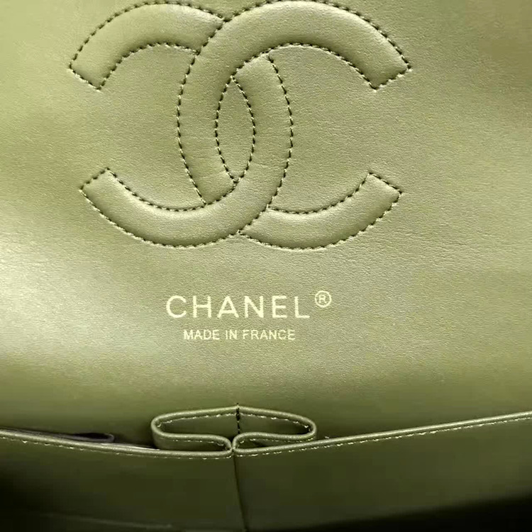 Chanel Flap Shoulder Bags Green Sheepskin Leather A1112 Glod Chanel Flap Shoulder Bags Green Sheepskin Leather A1112 Glod