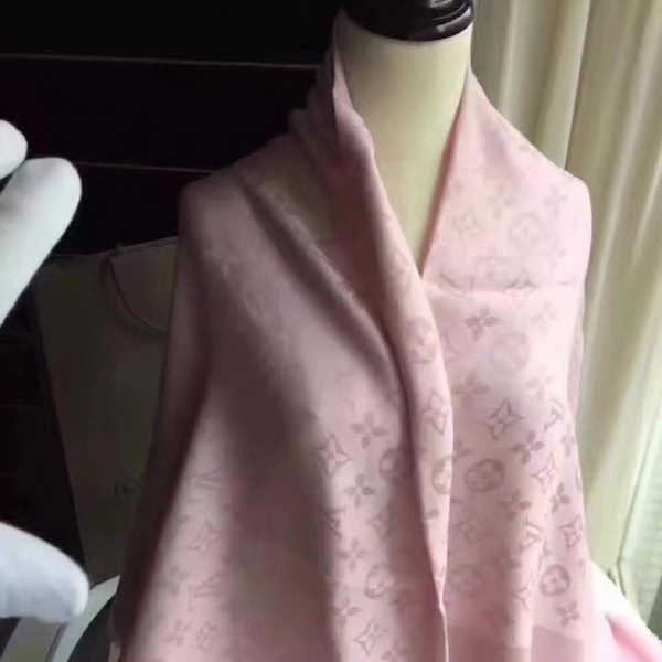 Louis Vuitton Scarf LVS92110A Louis Vuitton Scarf LVS92110A