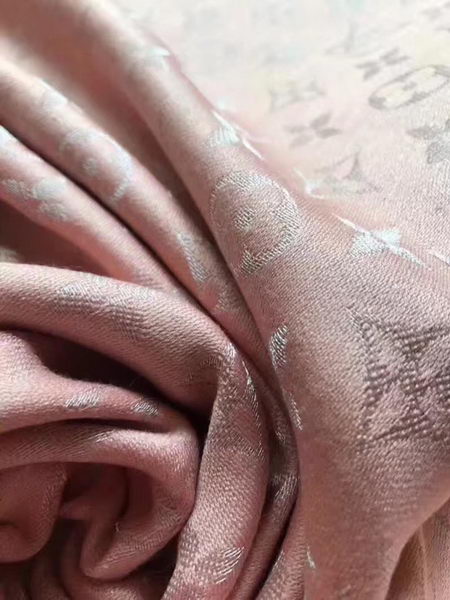 Louis Vuitton Scarf LVS9224A Louis Vuitton Scarf LVS9224A