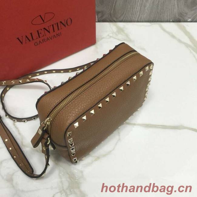 VALENTINO Rockstud leather camera cross-body bag 2855 brown
