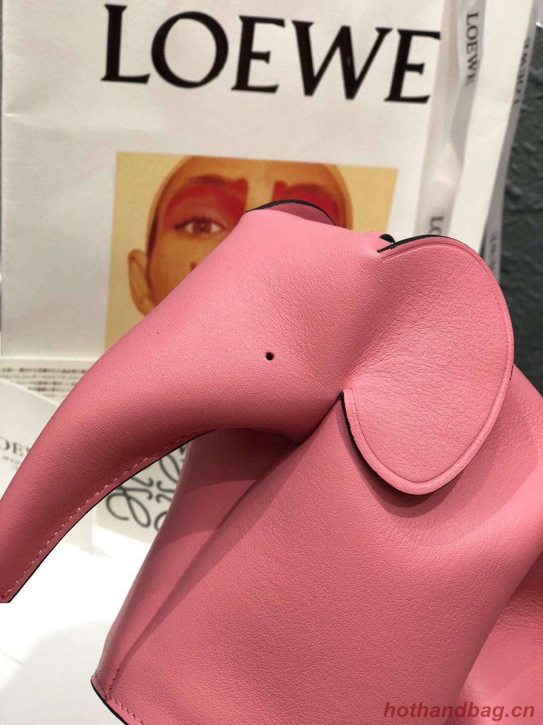 Loewe Elephant Mini Leather shoulder bag LE8922 Pink Loewe Elephant Mini Leather shoulder bag LE8922 Pink