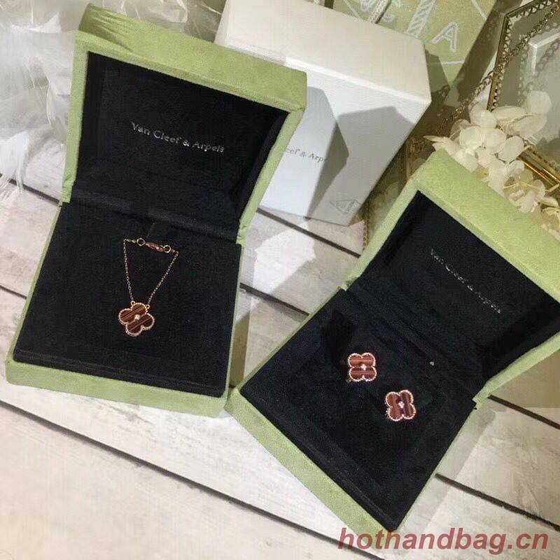 Van Cleef & Arpels Earrings V192991 Van Cleef & Arpels Earrings V192991