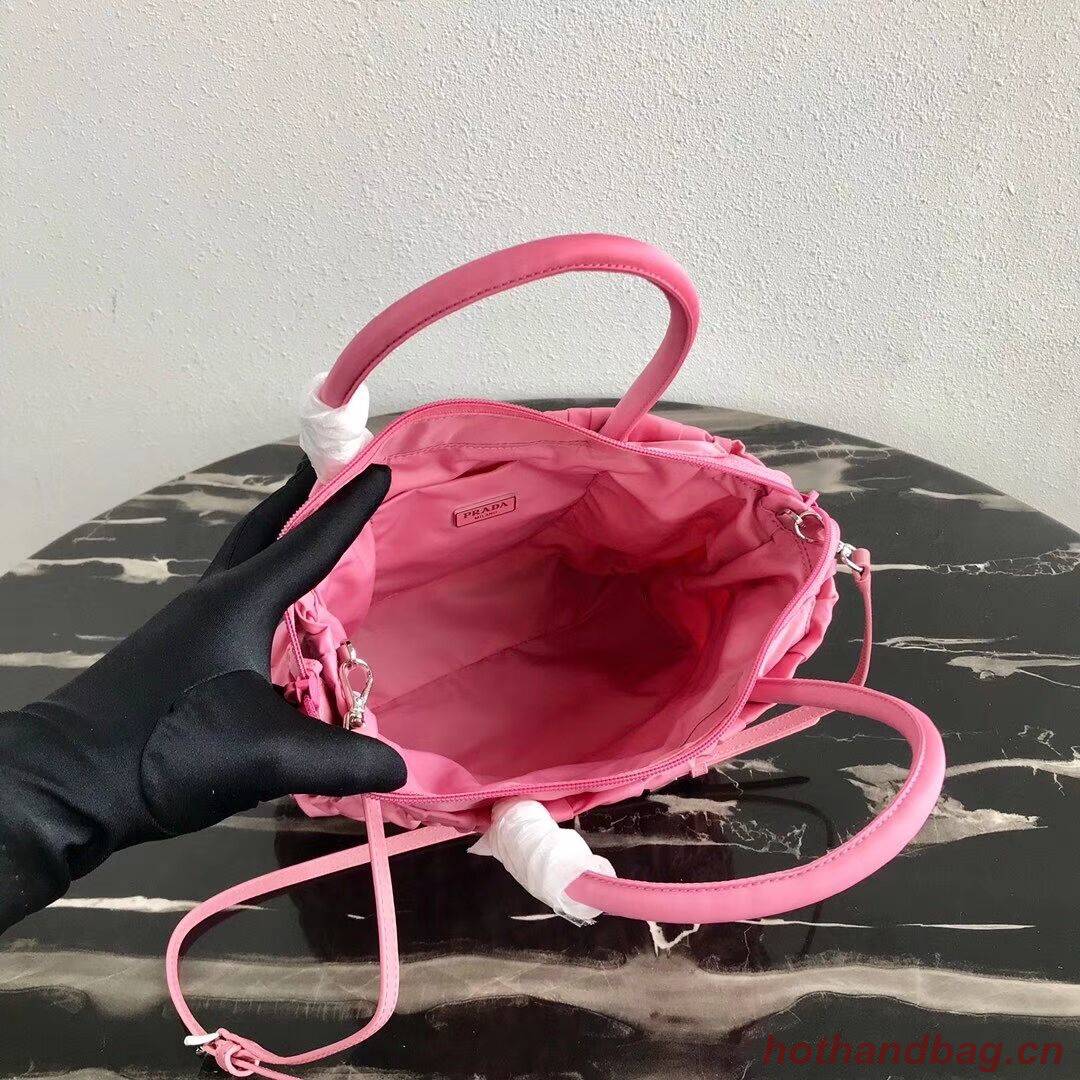 Prada Re-Edition nylon Tote bag 1BG321 pink Prada Re-Edition nylon Tote bag 1BG321 pink