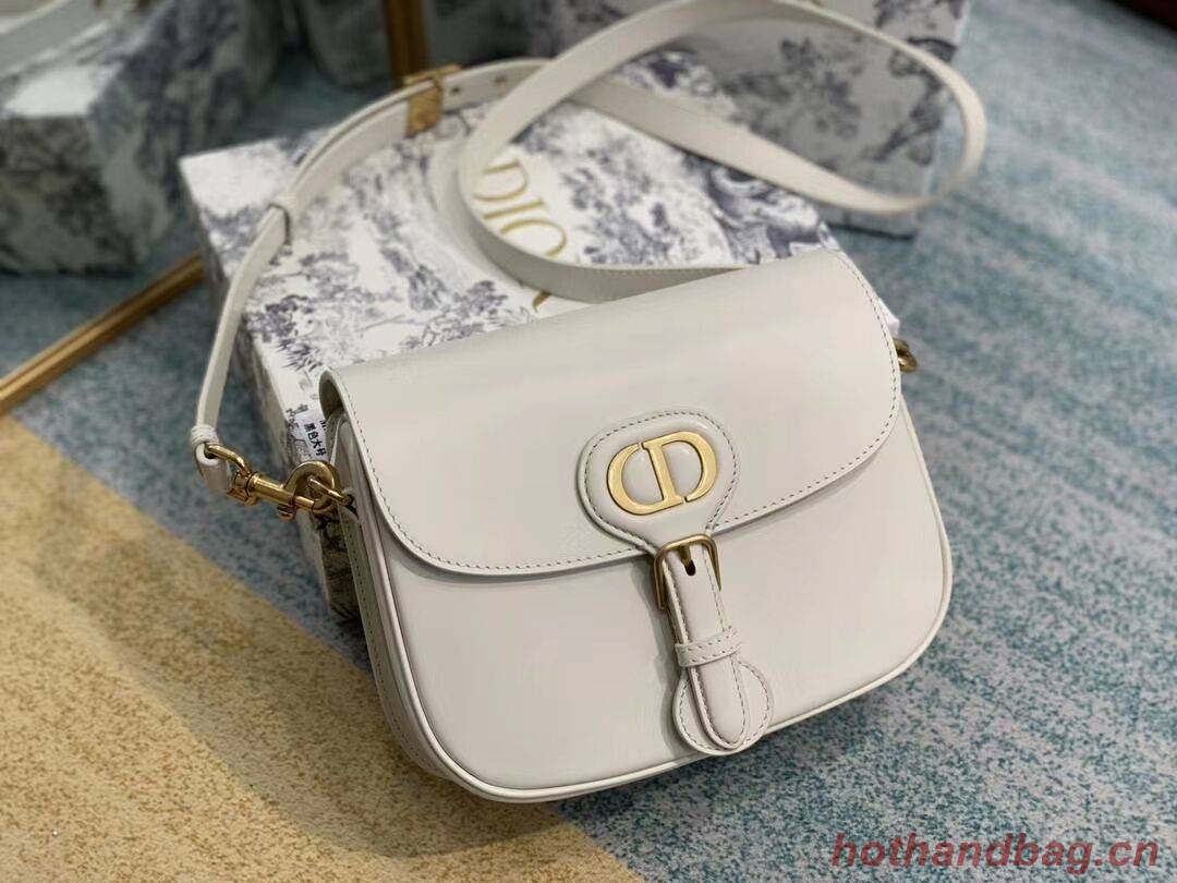 MEDIUM DIOR BOBBY BAG Box Calfskin M9319 white 