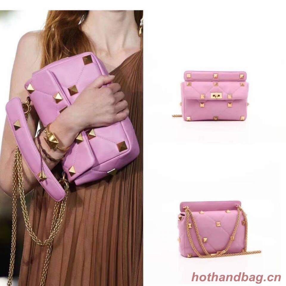 Valentino medium Garavani Roman Stud V2060 cherry blossoms Valentino medium Garavani Roman Stud V2060 cherry blossoms