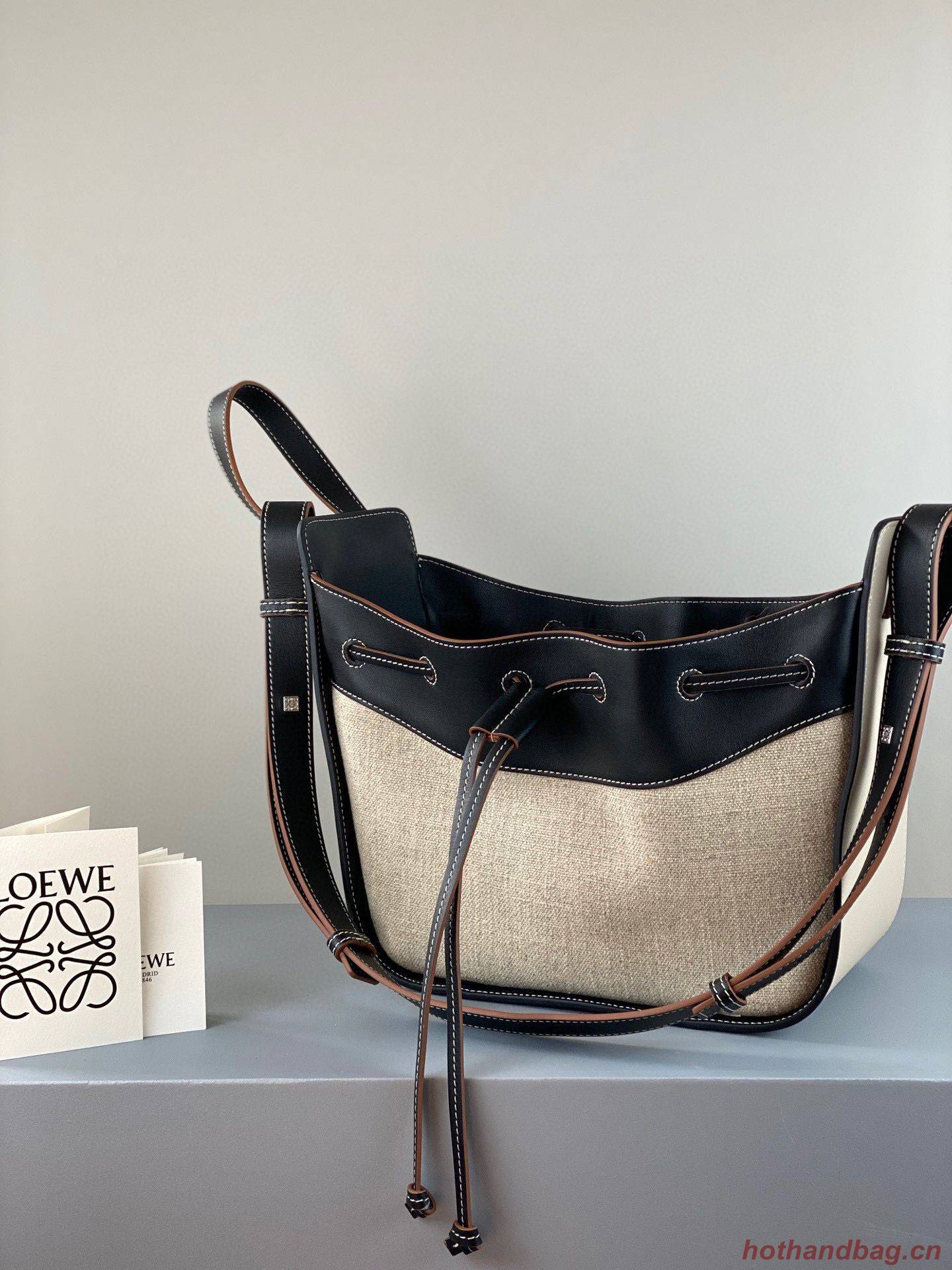Loewe Hammock Small Bag Original Leather A6887 Cream&White&Black Loewe Hammock Small Bag Original Leather A6887 Cream&White&Black