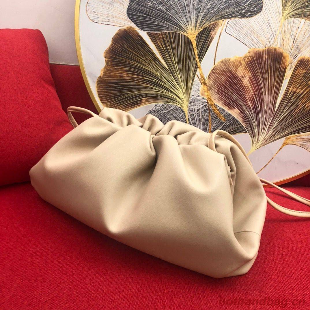 Bottega Veneta Nappa lambskin soft Shoulder Bag 9722 Nude Bottega Veneta Nappa lambskin soft Shoulder Bag 9722 Nude