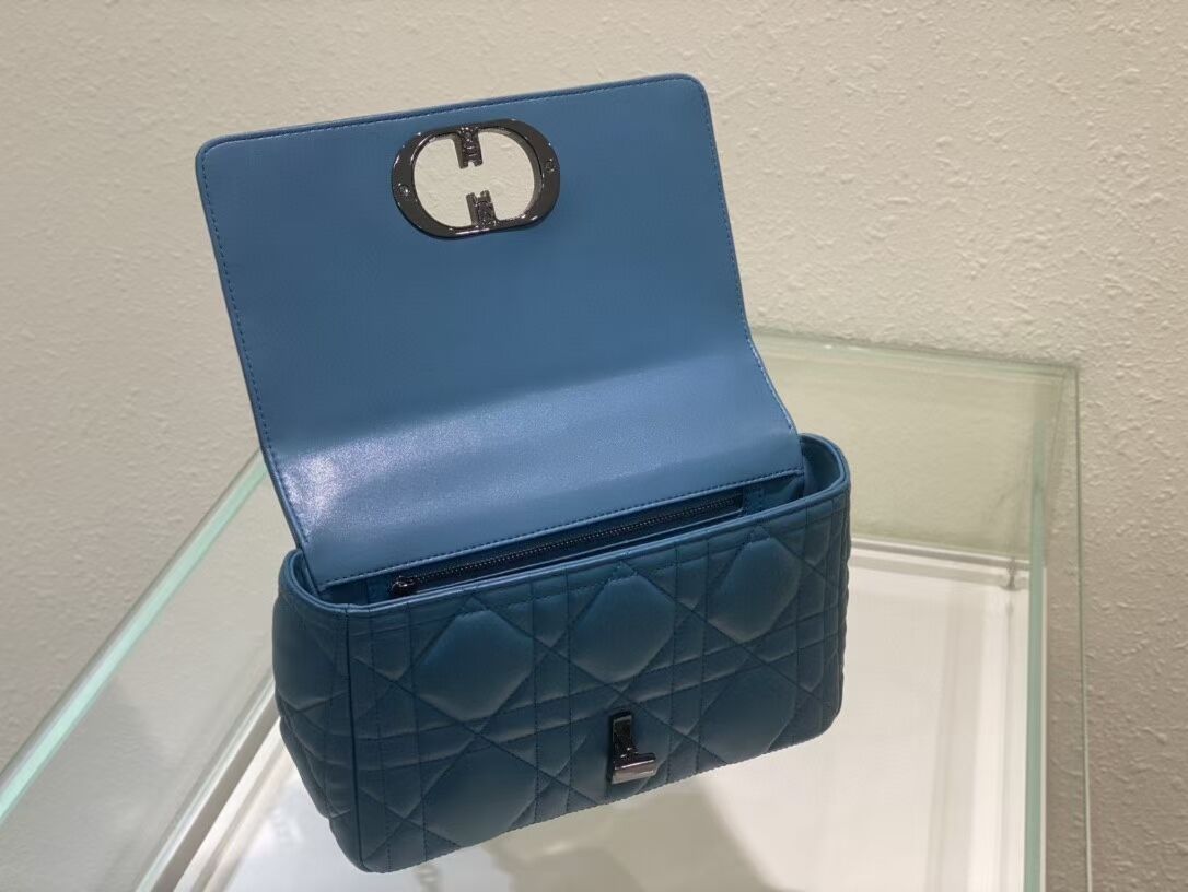 MEDIUM DIOR CARO BAG Gradient Cannage Lambskin M9242WN blue MEDIUM DIOR CARO BAG Gradient Cannage Lambskin M9242WN blue