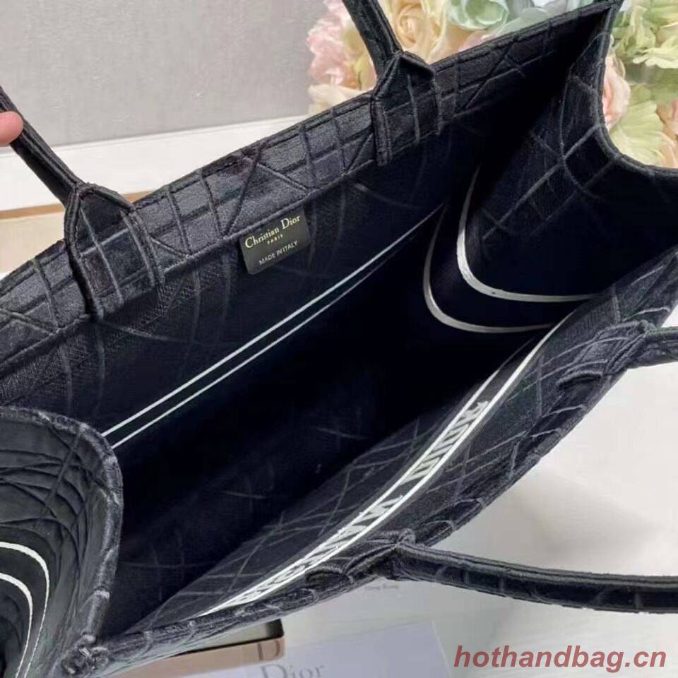 DIOR BOOK TOTE Velvet C1286-5 white DIOR BOOK TOTE Velvet C1286-5 white