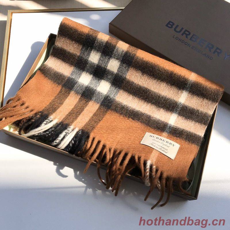 Burberry Scarf B00252 Burberry Scarf B00252