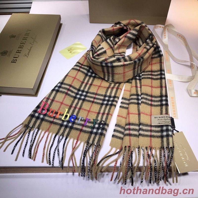 Burberry Scarf B00255