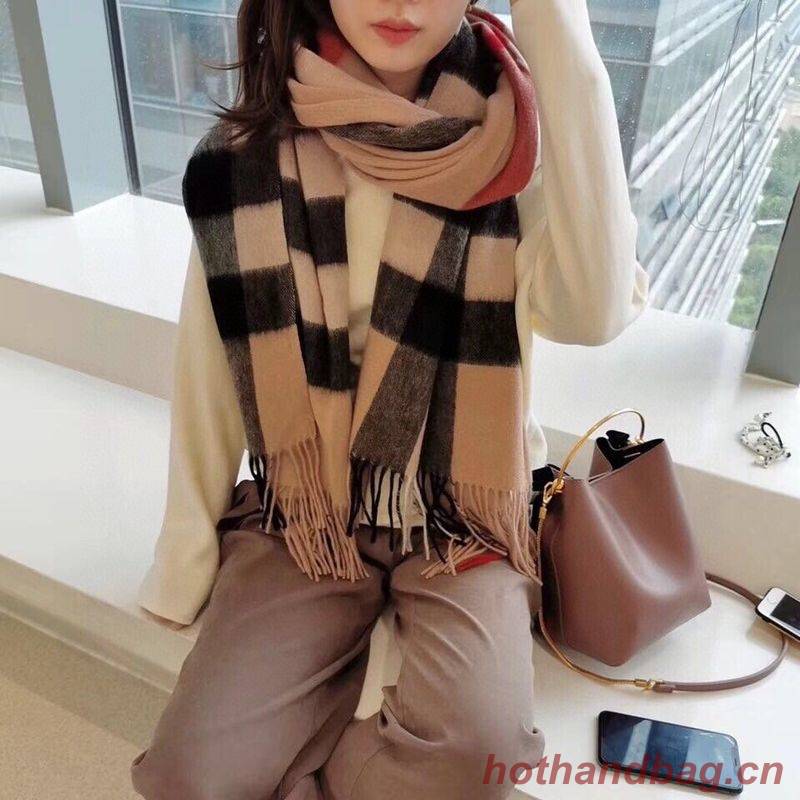 Burberry Scarf B00287 Burberry Scarf B00287