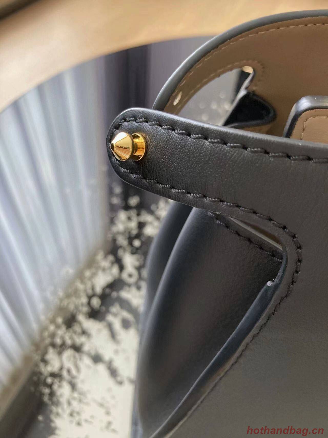 FENDI PEEKABOO ISEEU Original Leather Small bag 0196 Black FENDI PEEKABOO ISEEU Original Leather Small bag 0196 Black