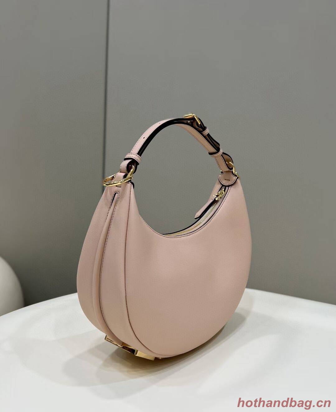 Fendi graphy Small Pale pink leather bag 8BR798 Fendi graphy Small Pale pink leather bag 8BR798