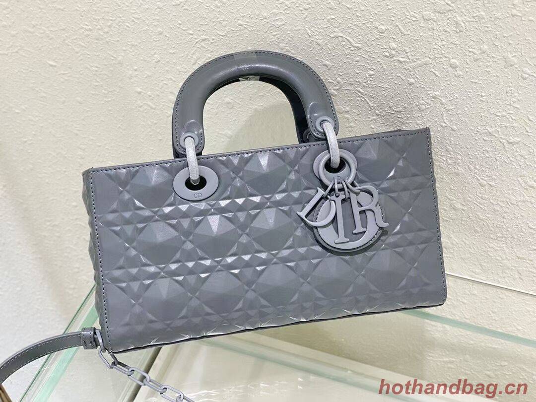 MEDIUM LADY DIOR BAG Cannage Lambskin C2811 gray MEDIUM LADY DIOR BAG Cannage Lambskin C2811 gray
