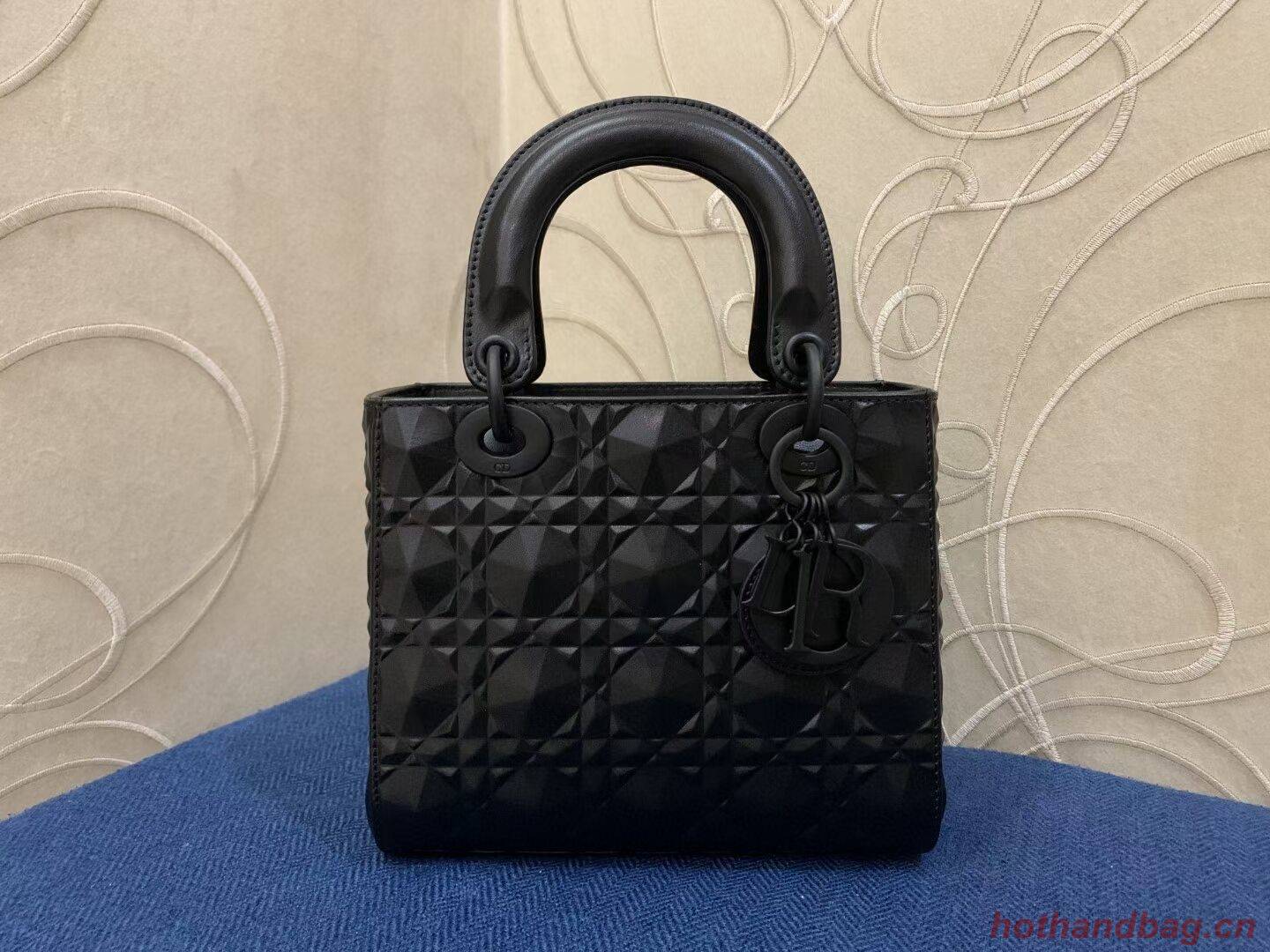MEDIUM LADY DIOR BAG Cannage Calfskin C2813 black MEDIUM LADY DIOR BAG Cannage Calfskin C2813 black