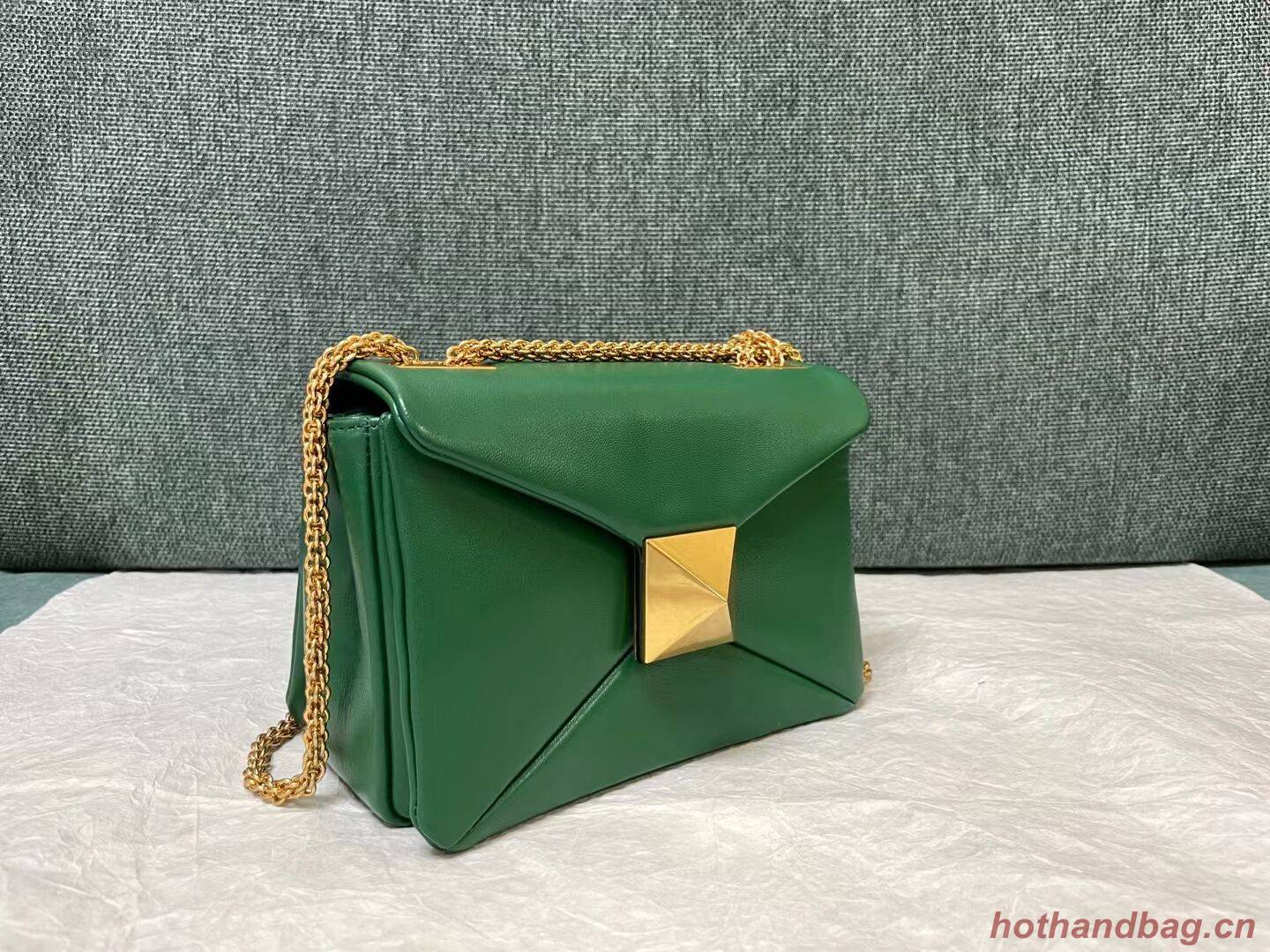 VALENTINO GARAVANI One Stud Sheepskin Shoulder Bag XW0B0K21 green VALENTINO GARAVANI One Stud Sheepskin Shoulder Bag XW0B0K21 green