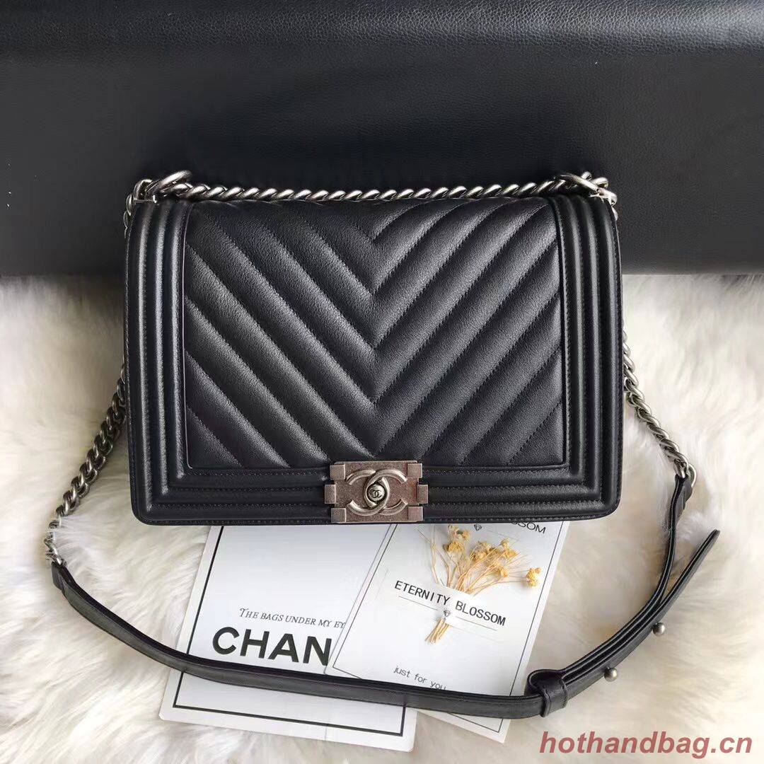 Boy Chanel Flap Bag Original Chevron Leather A67087V Black