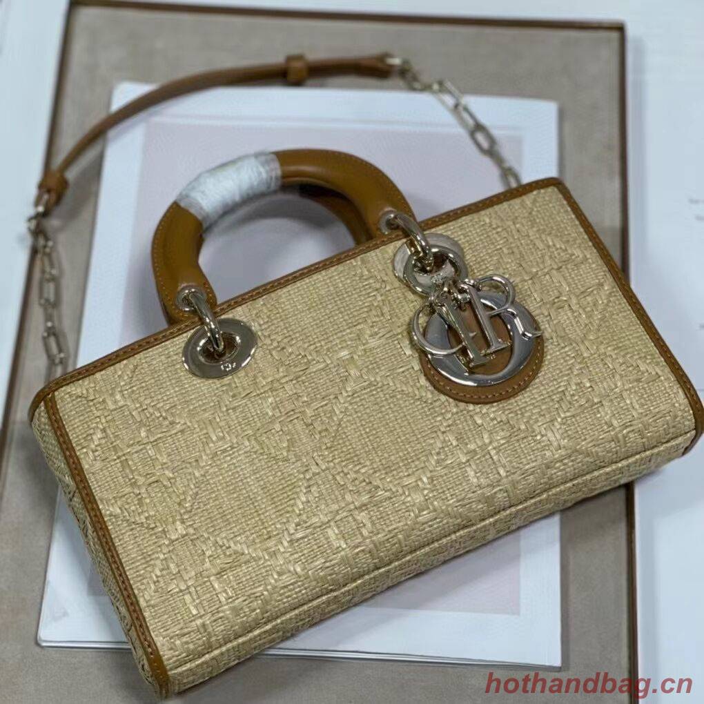 MEDIUM LADY DIOR BAG C9627 Apricot MEDIUM LADY DIOR BAG C9627 Apricot