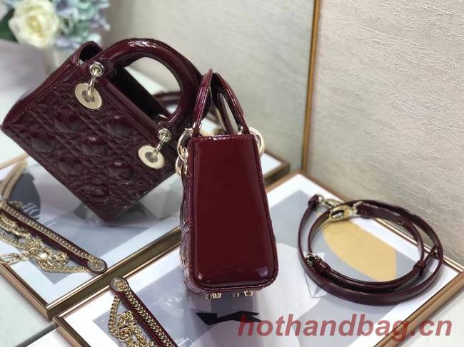 MINI LADY DIOR BAG Patent Cannage Calfskin M0505O burgundy