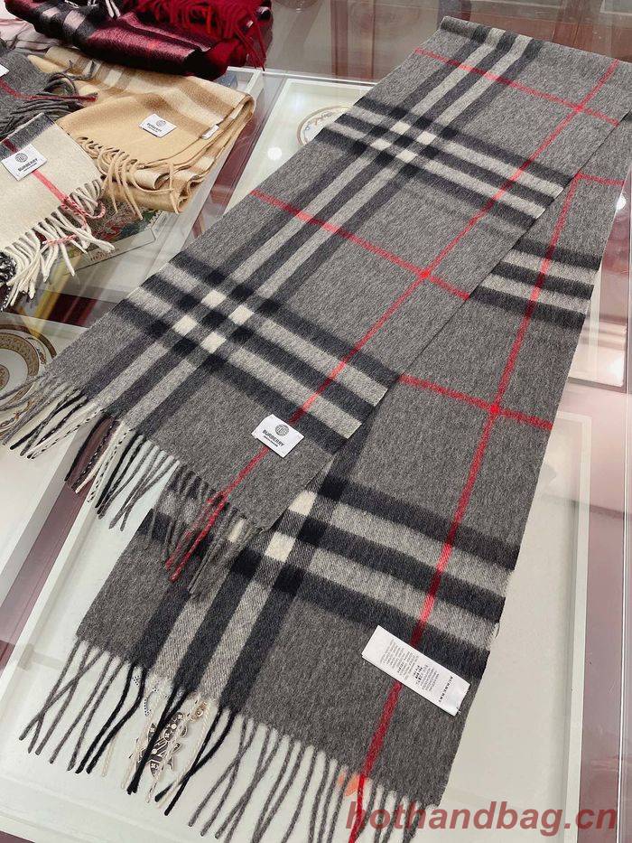 Burberry Scarf BBC00010 Burberry Scarf BBC00010