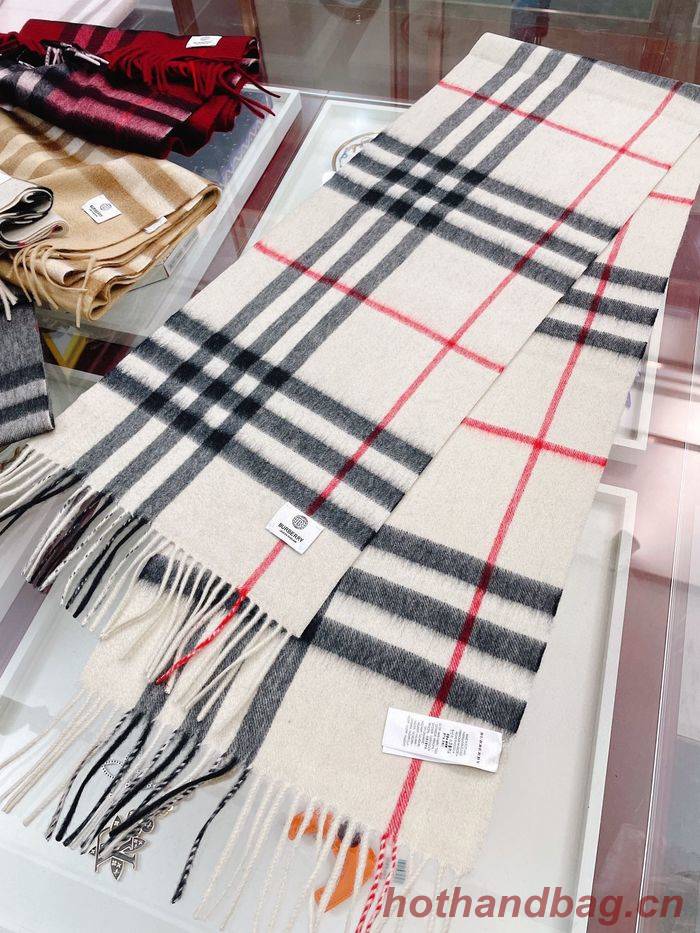 Burberry Scarf BBC00013 Burberry Scarf BBC00013