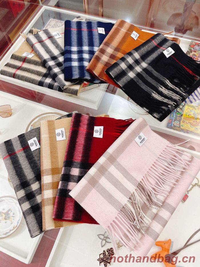 Burberry Scarf BBC00016 Burberry Scarf BBC00016