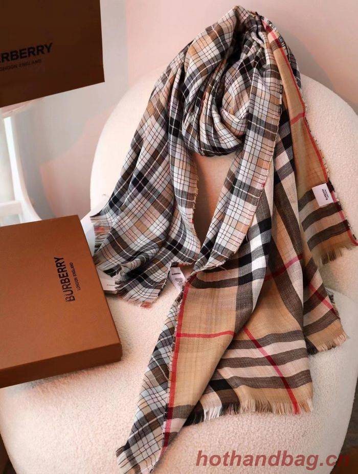 Burberry Scarf BBC00101 Burberry Scarf BBC00101