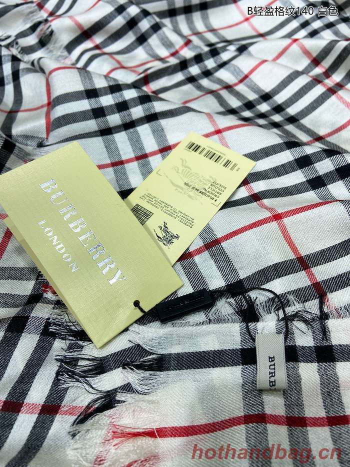 Burberry Scarf BBC00109 Burberry Scarf BBC00109