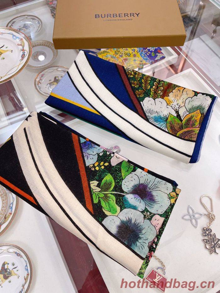 Burberry Scarf BBC00111 Burberry Scarf BBC00111