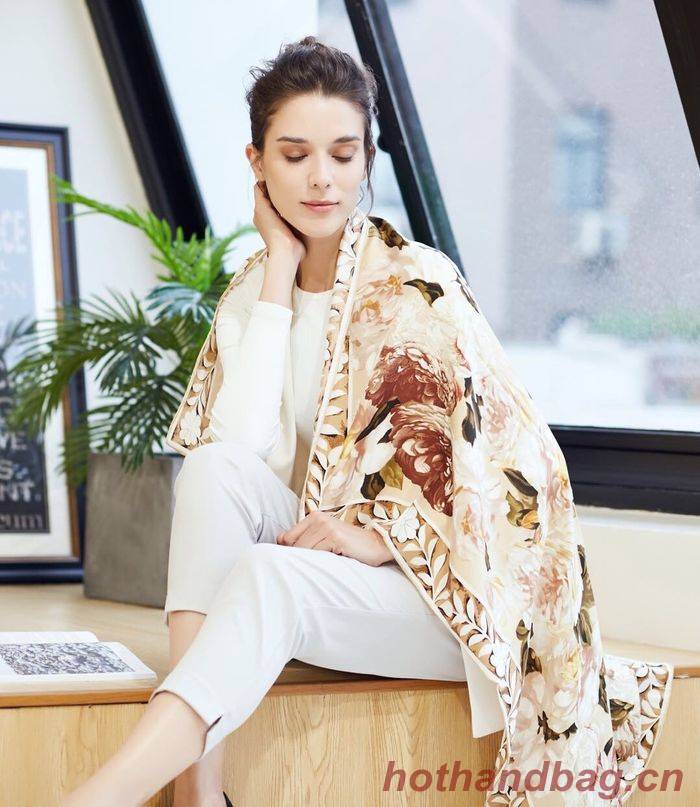 Gucci Scarf GUC00119 Gucci Scarf GUC00119