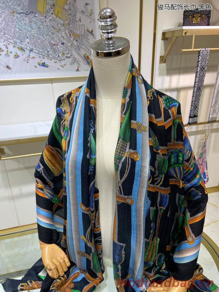 Gucci Scarf GUC00191 Gucci Scarf GUC00191