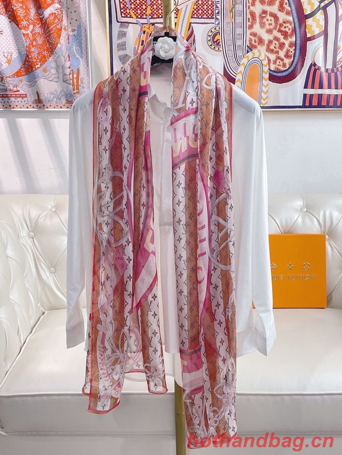Louis Vuitton Scarf LVC00058