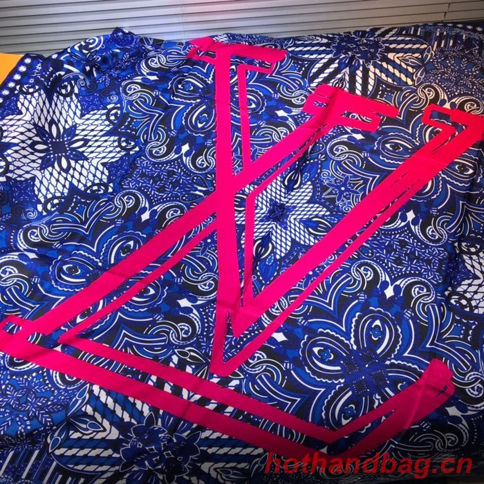 Louis Vuitton Scarf LVC00199