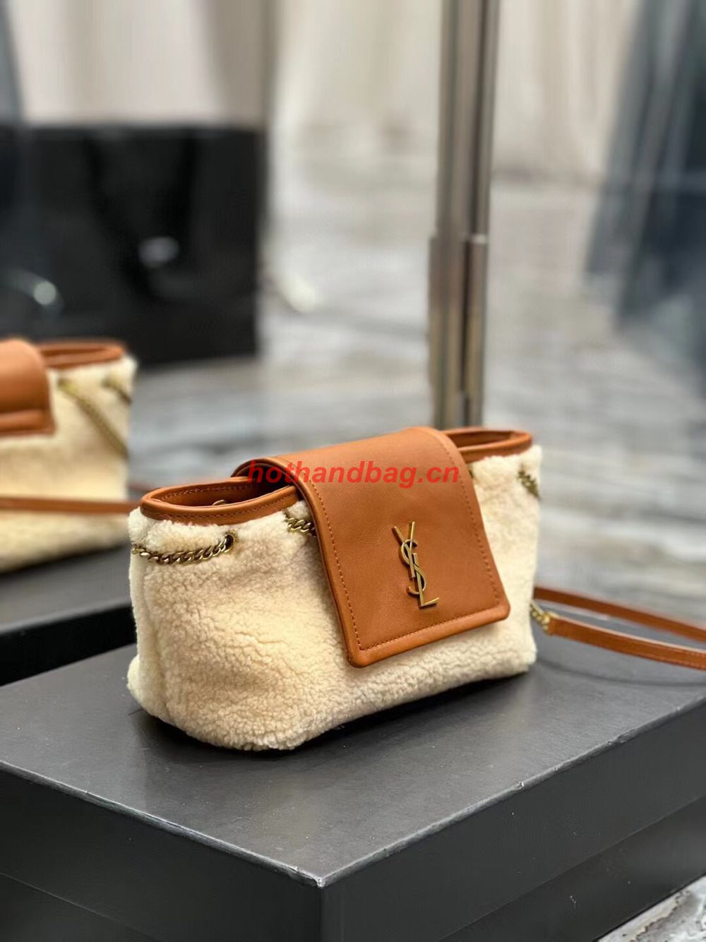 SAINT LAUREN LE MAILLON BUCKET BAG IN SUEDE Y667738 brown SAINT LAUREN LE MAILLON BUCKET BAG IN SUEDE Y667738 brown