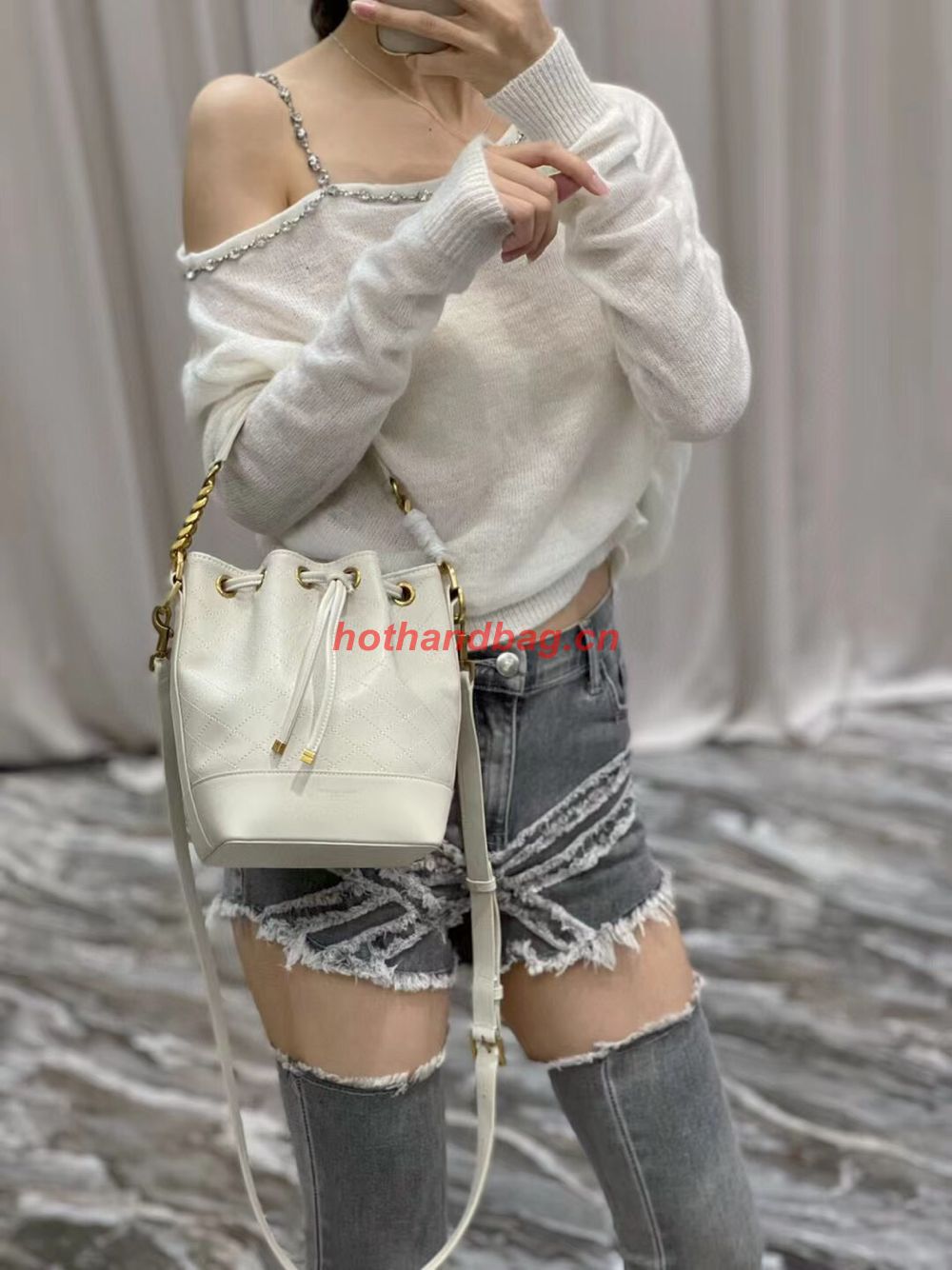 SAINT LAUREN EMMANUELLE SMALL BUCKET BAG IN QUILTED LAMBSKIN 6976401 ANTIQUE VINTAGE SAINT LAUREN EMMANUELLE SMALL BUCKET BAG IN QUILTED LAMBSKIN 6976401 ANTIQUE VINTAGE