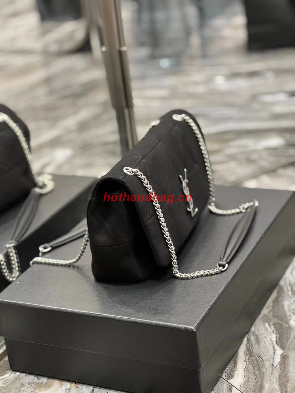 SAINT LAURENT JAMIE MEDIUM CHAIN BAG CARRE RIVE GAUCHE IN LAMBSKIN AND SUEDE 515821 black SAINT LAURENT JAMIE MEDIUM CHAIN BAG CARRE RIVE GAUCHE IN LAMBSKIN AND SUEDE 515821 black