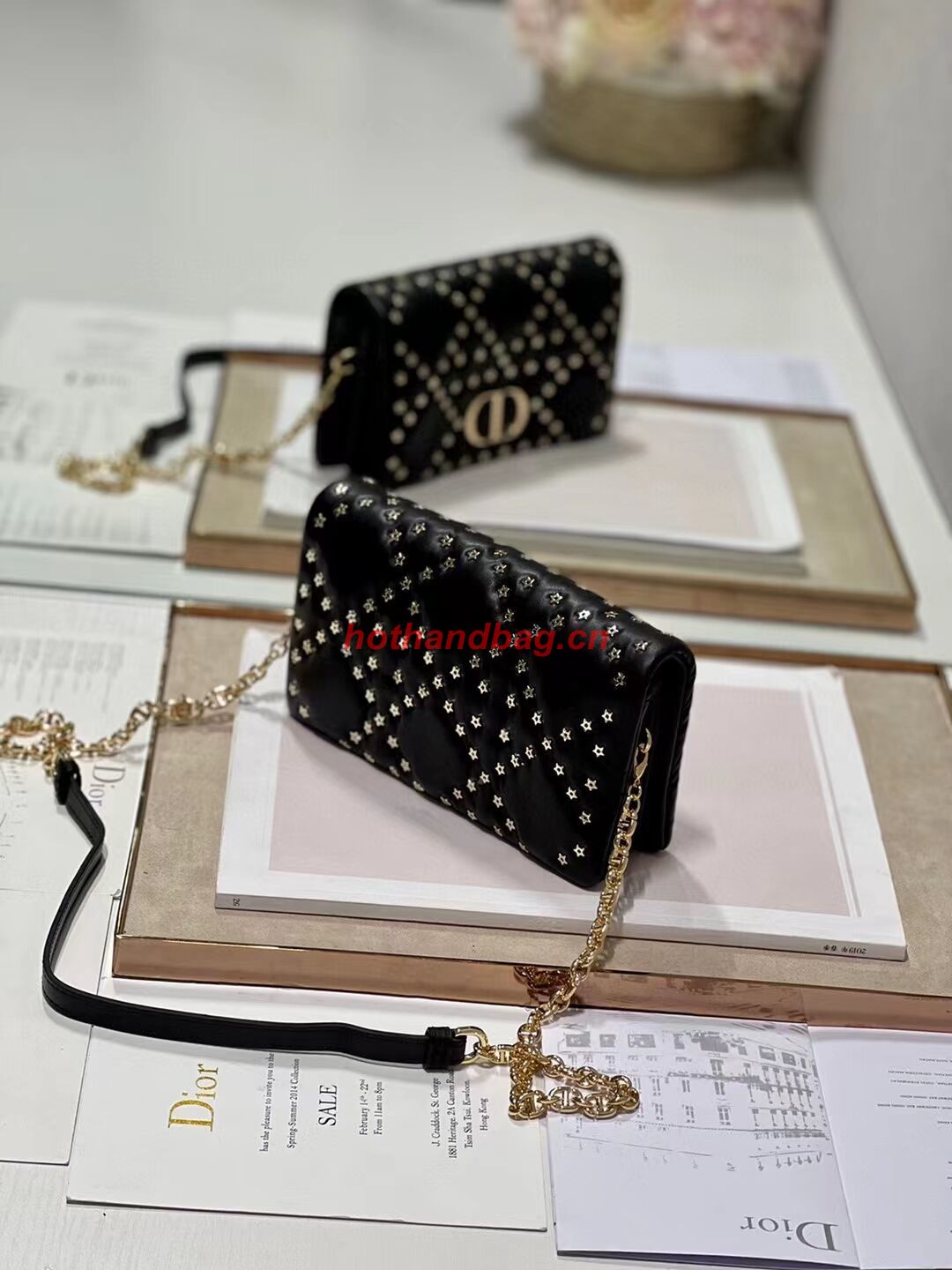 DIOR CARO MACROCANNAGE POUCH Macrocannage Calfskin with Star Motif S5135UNH black&gold DIOR CARO MACROCANNAGE POUCH Macrocannage Calfskin with Star Motif S5135UNH black&gold