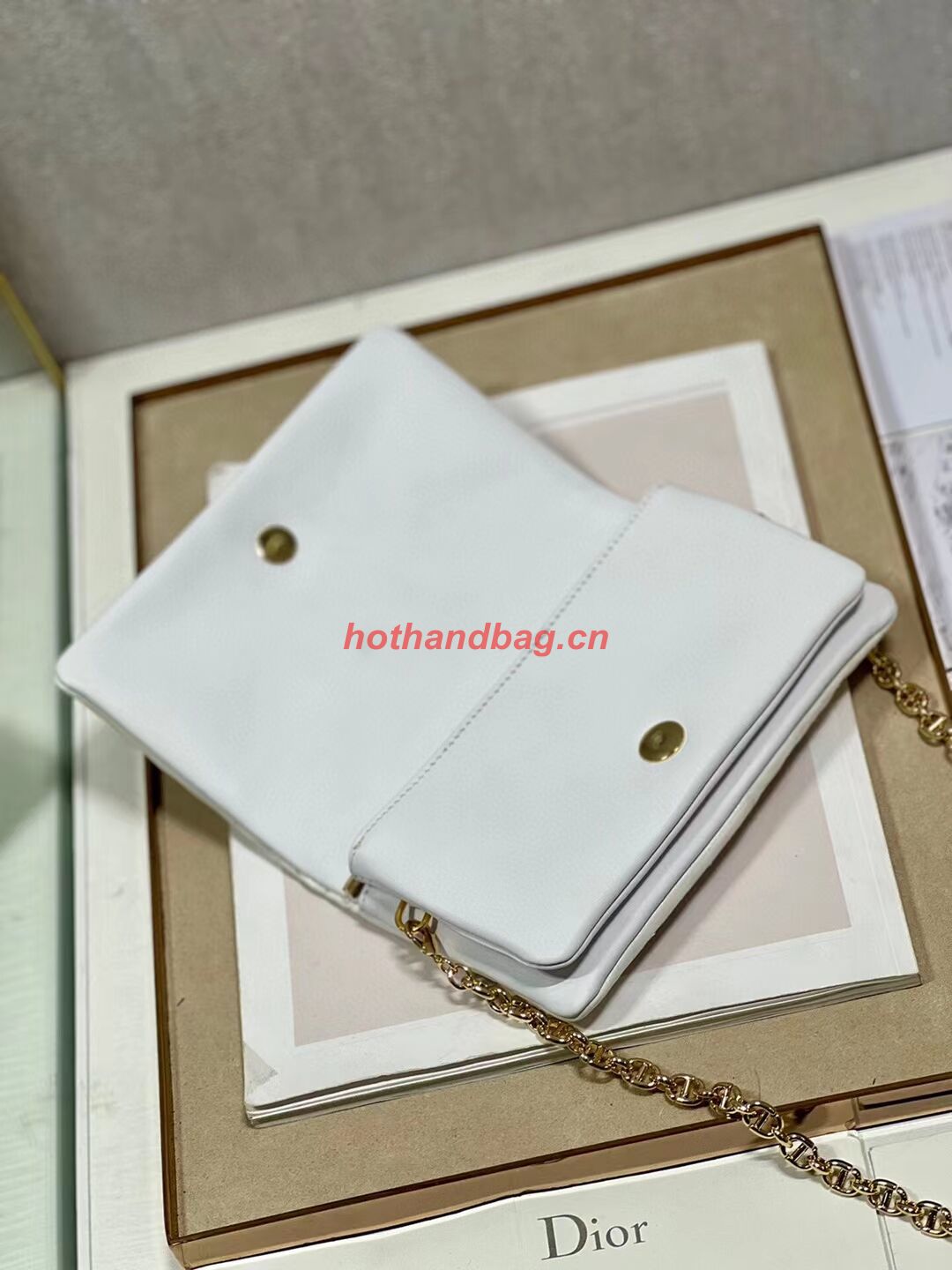DIOR CARO MACROCANNAGE POUCH Macrocannage Calfskin with Star Motif S5135UNH white&gold DIOR CARO MACROCANNAGE POUCH Macrocannage Calfskin with Star Motif S5135UNH white&gold
