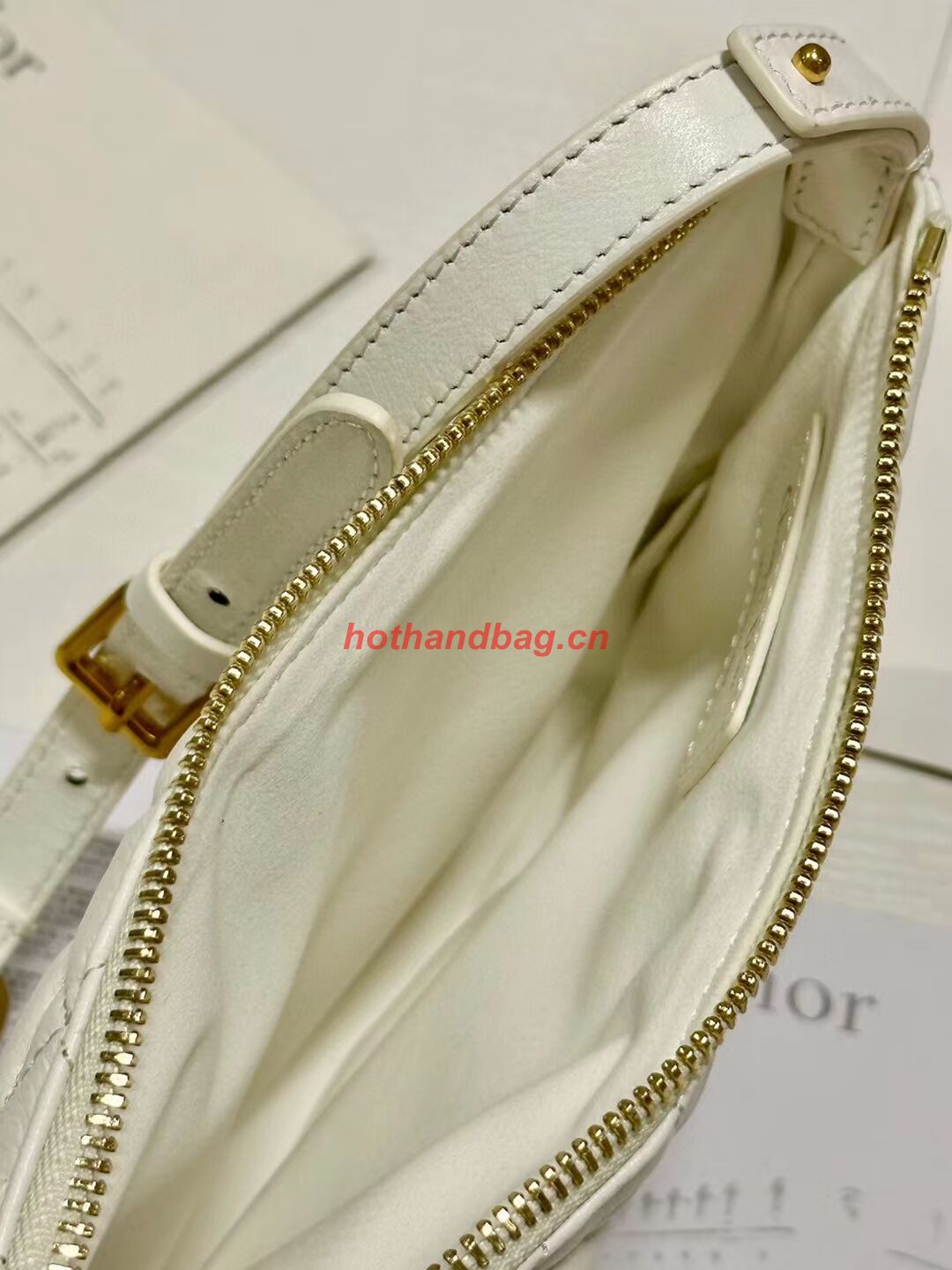 MINI DIOR CARO TULIP BAG Latte Quilted Macrocannage Calfskin S5139BF MINI DIOR CARO TULIP BAG Latte Quilted Macrocannage Calfskin S5139BF