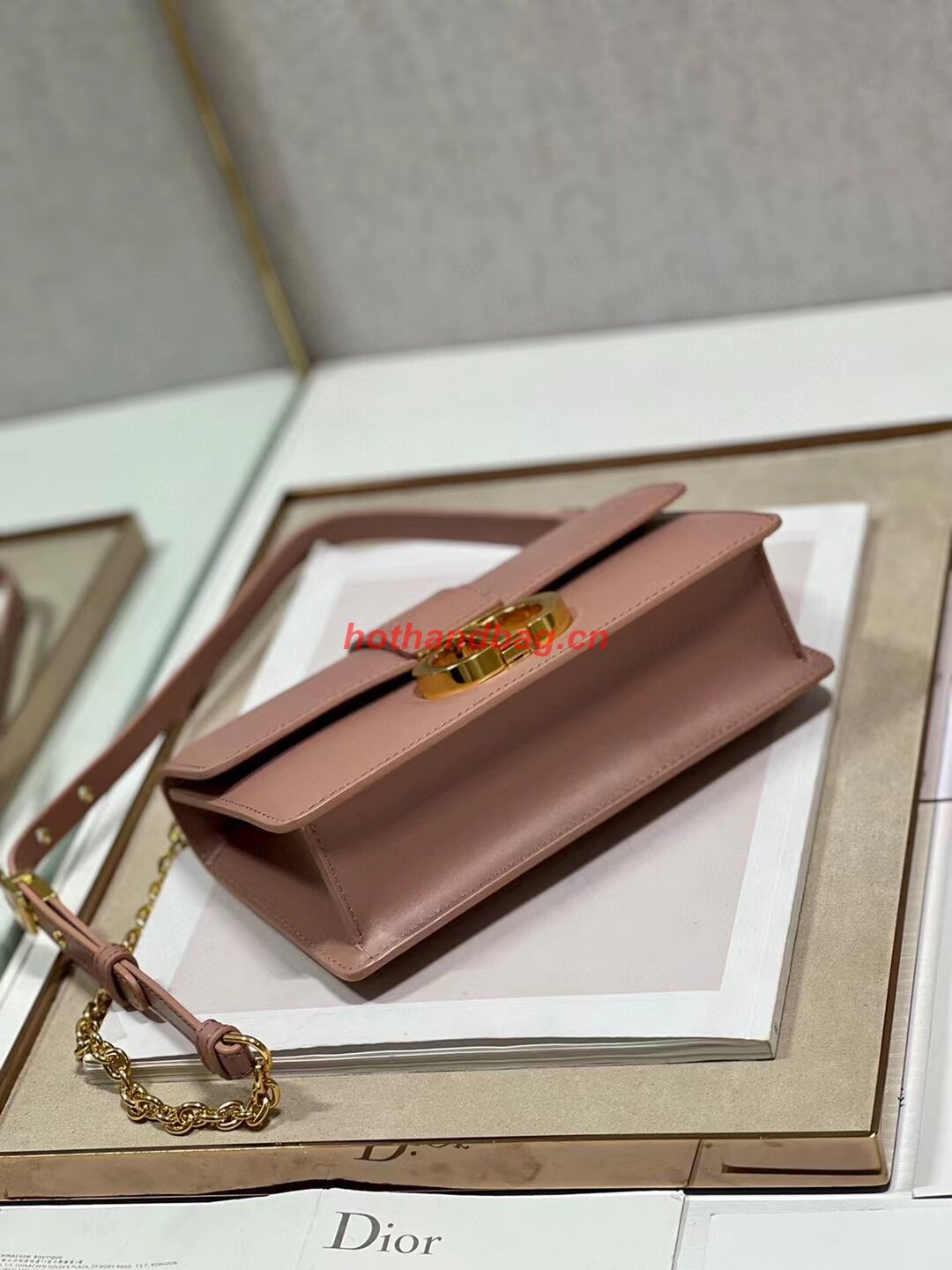 DIOR 30 MONTAIGNE EAST-WEST BAG WITH CHAIN Calfskin M9334 pink DIOR 30 MONTAIGNE EAST-WEST BAG WITH CHAIN Calfskin M9334 pink